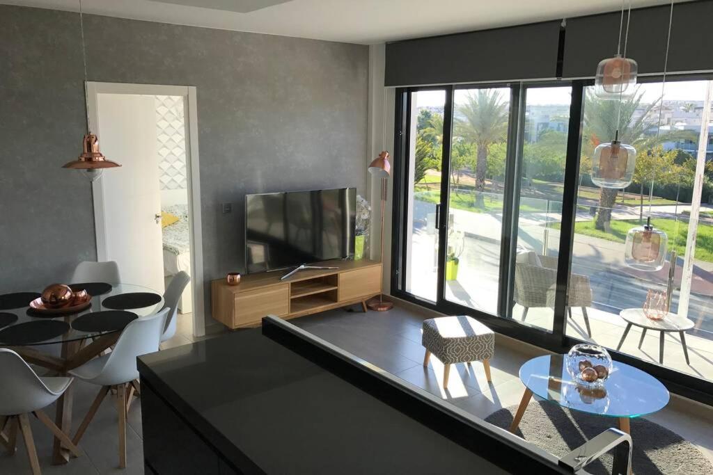Sun Terrace Apartment Torrevieja Kültér fotó