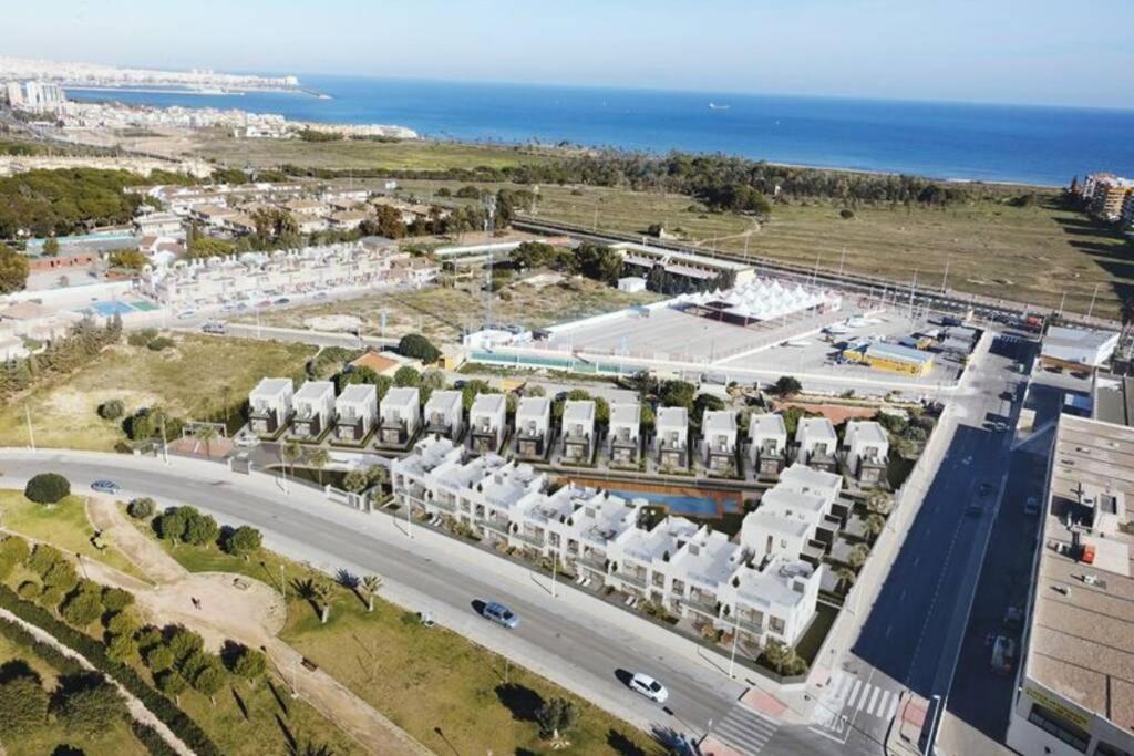 Sun Terrace Apartment Torrevieja Kültér fotó